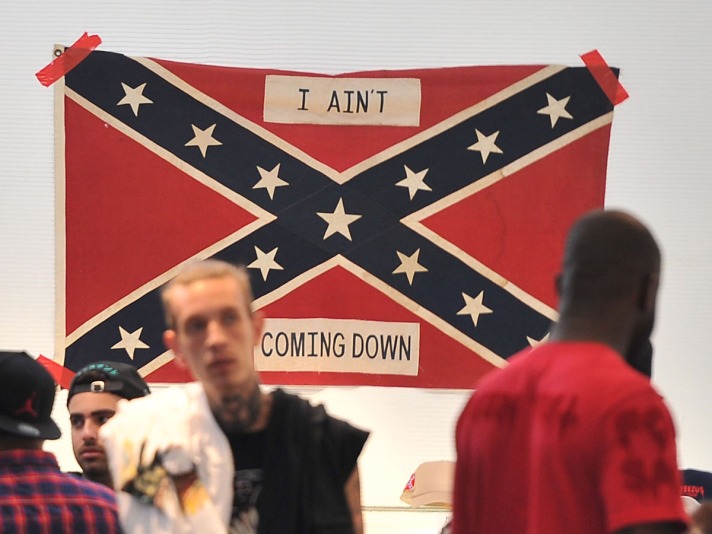 Kanye West opens up a store next to DASH filled with confederate flags